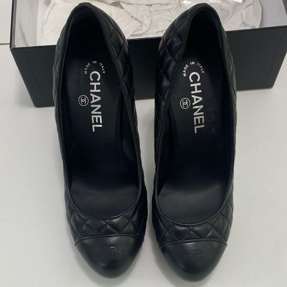 CHANEL Black Quilted Heels